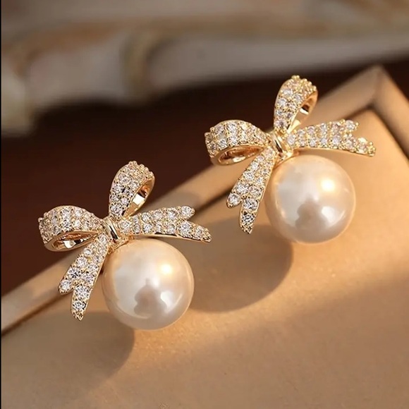 Boutique Jewelry - Rhinestones Bow & Faux Pearl Earrings